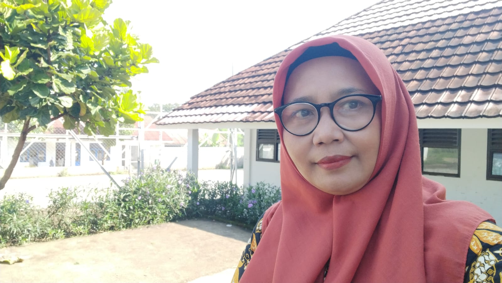 Chrisentia Susanti, SIP.,S.Pd